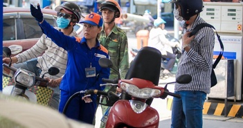Giá xăng dầu hôm nay 13/7: Điều chỉnh mức trích lập Quỹ bình ổn thay vì điều chỉnh giá Giá xăng dầu hôm nay 13/7: Điều chỉnh mức trích lập Quỹ bình ổn thay vì điều chỉnh giá