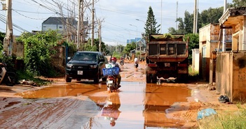 Bình Thuận: Hỗ trợ người dân khắc phục sự cố cát tràn ở Phan Thiết