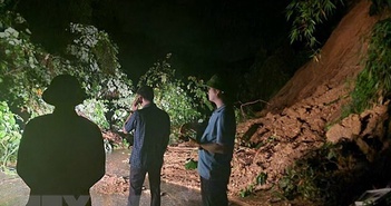 Yên Bái: Sạt lở đất gây sập tường nhà, một cháu bé tử vong Yên Bái: Sạt lở đất gây sập tường nhà, một cháu bé tử vong