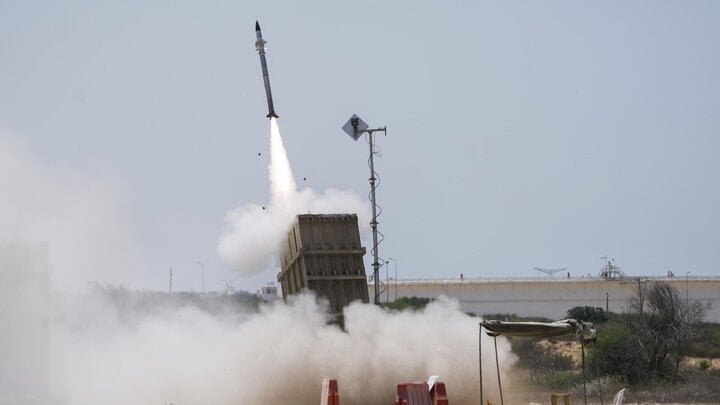 Hệ thống đánh chặn tên lửa Iron Dome của Israel. (Ảnh: Sputnik)