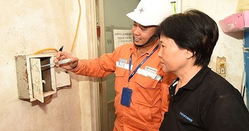EVNHANOI chủ động tư vấn, hướng dẫn khách hàng sử dụng điện an toàn, phòng chống cháy nổ EVNHANOI chủ động tư vấn, hướng dẫn khách hàng sử dụng điện an toàn, phòng chống cháy nổ
