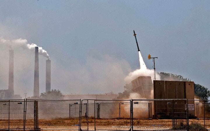 Theo thiết kế, Iron Dome có thể đánh chặn đến 90% các mối đe dọa từ trên không. (Ảnh: Telegraph)