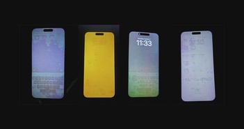 iPhone 15 Pro Max dính lỗi bóng mờ trên màn hình iPhone 15 Pro Max dính lỗi bóng mờ trên màn hình