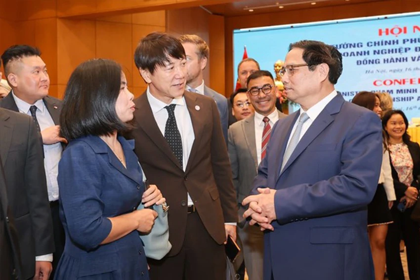 Thủ tướng: Việt Nam có 3 cam kết lớn với nhà đầu tư