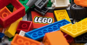 Lego không còn chỉ là 1 công ty đồ chơi: Lấn sân sang cả phim ảnh, công viên giải trí, tham vọng trở thành đối thủ của Disney