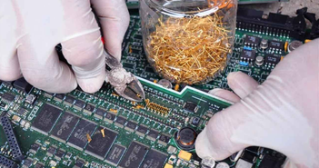 Thế giới lãng phí hàng tỷ USD kim loại quý trong rác thải điện tử