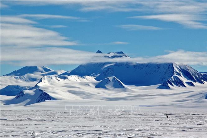 Trung Quốc lần thứ 40 thám hiểm Nam Cực