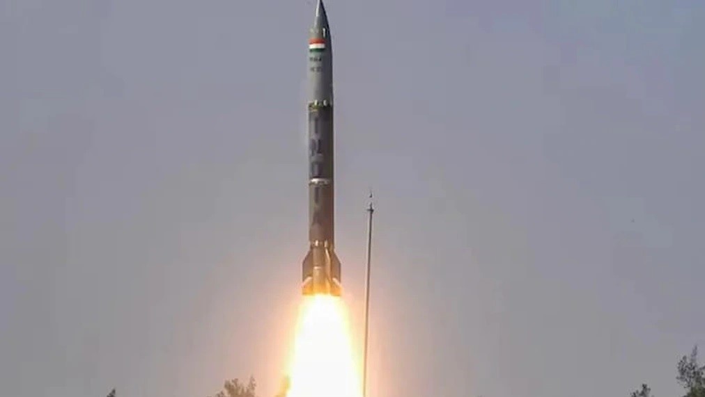 Ấn Độ: Phóng thử thành công tên lửa đạn đạo Pralay