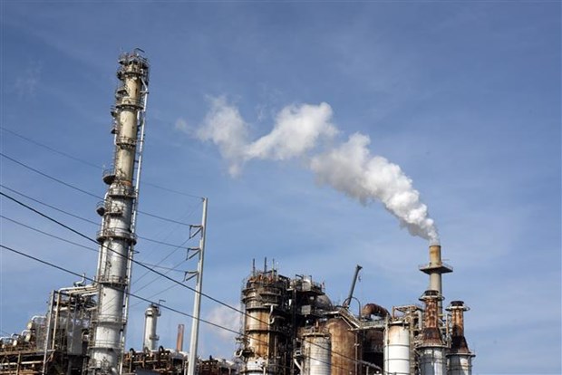 LHQ: Sản lượng nhiên liệu hóa thạch toàn cầu vẫn vượt xa mức mục tiêu