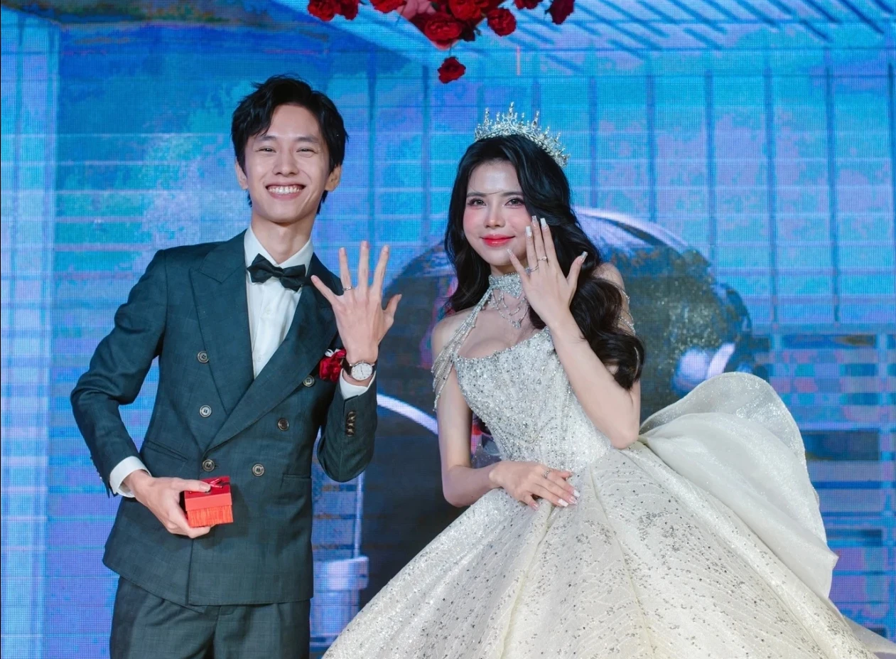 Cặp đôi nổi tiếng của làng game Mai Dora - Văn Tùng kết hôn - Ảnh 1.
