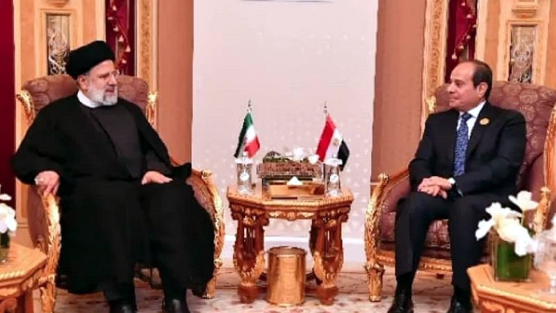 Cuộc gặp thượng đỉnh lịch sử của Tổng thống Iran và Tổng thống Ai Cập