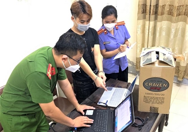 Bị lừa 900 triệu đồng sau thông báo sim điện thoại ‘bị khóa 2 chiều’