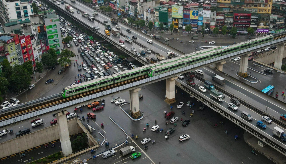 Hơn một thập kỷ làm metro ở Hà Nội, TP.HCM: 4 tuyến hơn 142.000 tỷ, tuyến nào cán đích đầu tiên?