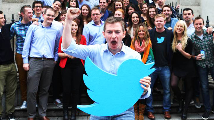 Nhân viên Twitter kiện công ty vì không được trả thưởng 2022