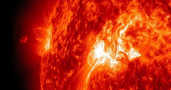Phát hiện lỗ hổng lớn gấp 60 lần Trái Đất trên Mặt Trời