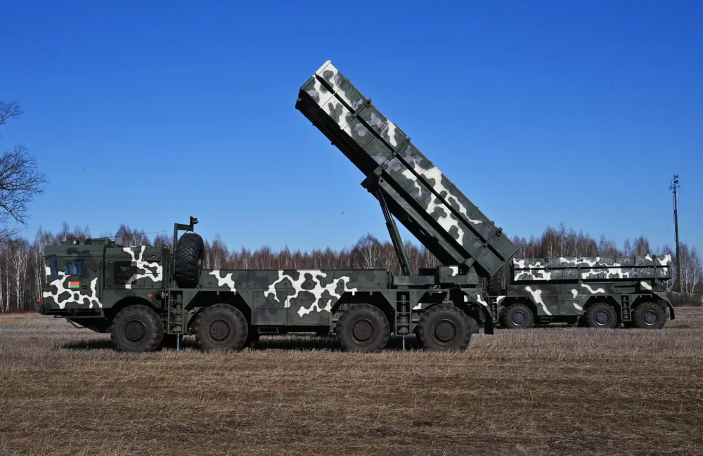 Polonez-M - Hệ thống tên lửa pháo binh Belarus có thể mạnh hơn cả ATACMS