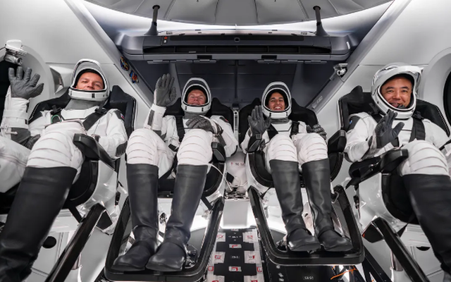 SpaceX đưa phi hành đoàn thứ 7 lên ISS