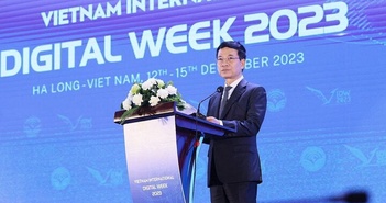 Bộ trưởng Nguyễn Mạnh Hùng: Hãy tin tưởng vào công nghệ mới như AI Bộ trưởng Nguyễn Mạnh Hùng: Hãy tin tưởng vào công nghệ mới như AI
