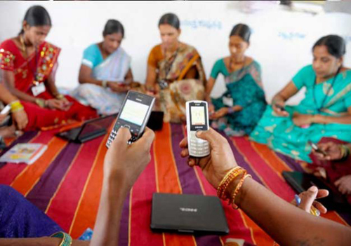 Ấn Độ có điện thoại di động kết nối Internet, giá chỉ 290.000 đồng