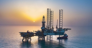 Giá dầu hôm nay (28/12): Dầu thô quay đầu giảm