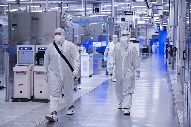 Intel được tài trợ 3,2 tỷ USD để xây “nhà máy chip hiện đại bậc nhất”