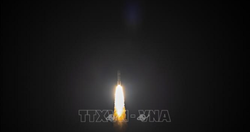 Mỹ phóng tàu đổ bộ Mặt Trăng đầu tiên sau hơn 50 năm Mỹ phóng tàu đổ bộ Mặt Trăng đầu tiên sau hơn 50 năm