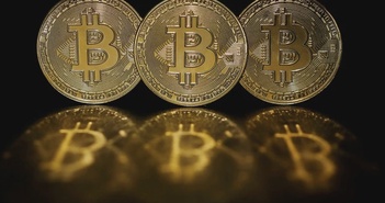 Bitcoin tăng giá trước tin đồn ETF được phê duyệt Bitcoin tăng giá trước tin đồn ETF được phê duyệt