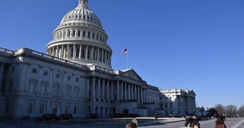 Hạ viện Mỹ thông qua dư luật ngân sách ngăn chính phủ đóng cửa