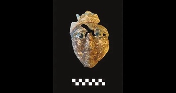 Phát hiện mặt nạ xác ướp Ai Cập cổ đại, lăng mộ và bức tượng 'thần im lặng'