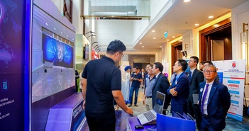 CMC trình diễn giải pháp mới tại ngày An toàn thông tin Việt Nam CMC trình diễn giải pháp mới tại ngày An toàn thông tin Việt Nam