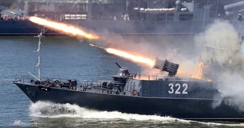 Nga biến xe tăng T-80 thành hệ thống rocket phóng loạt Nga biến xe tăng T-80 thành hệ thống rocket phóng loạt