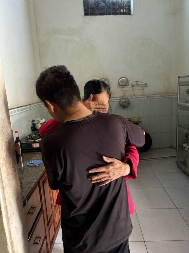 Tìm việc nhẹ lương cao qua Zalo, 7 người bị lừa bán sang Myanmar, công an vào cuộc giải cứu