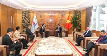 Chủ tịch HĐTV, Tổng Giám đốc Petrovietnam Lê Mạnh Hùng tiếp lãnh đạo Tập đoàn Doosan