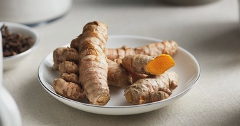 8 thực phẩm chứa chất làm loãng máu tự nhiên giúp ngăn ngừa đột quỵ 8 thực phẩm chứa chất làm loãng máu tự nhiên giúp ngăn ngừa đột quỵ