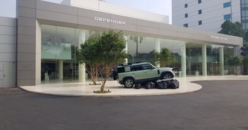 'Ngôi nhà thương hiệu' nơi khách hàng có thể trải nghiệm các mẫu xe Range Rover, Defender và Discovery theo tiêu chuẩn toàn cầu