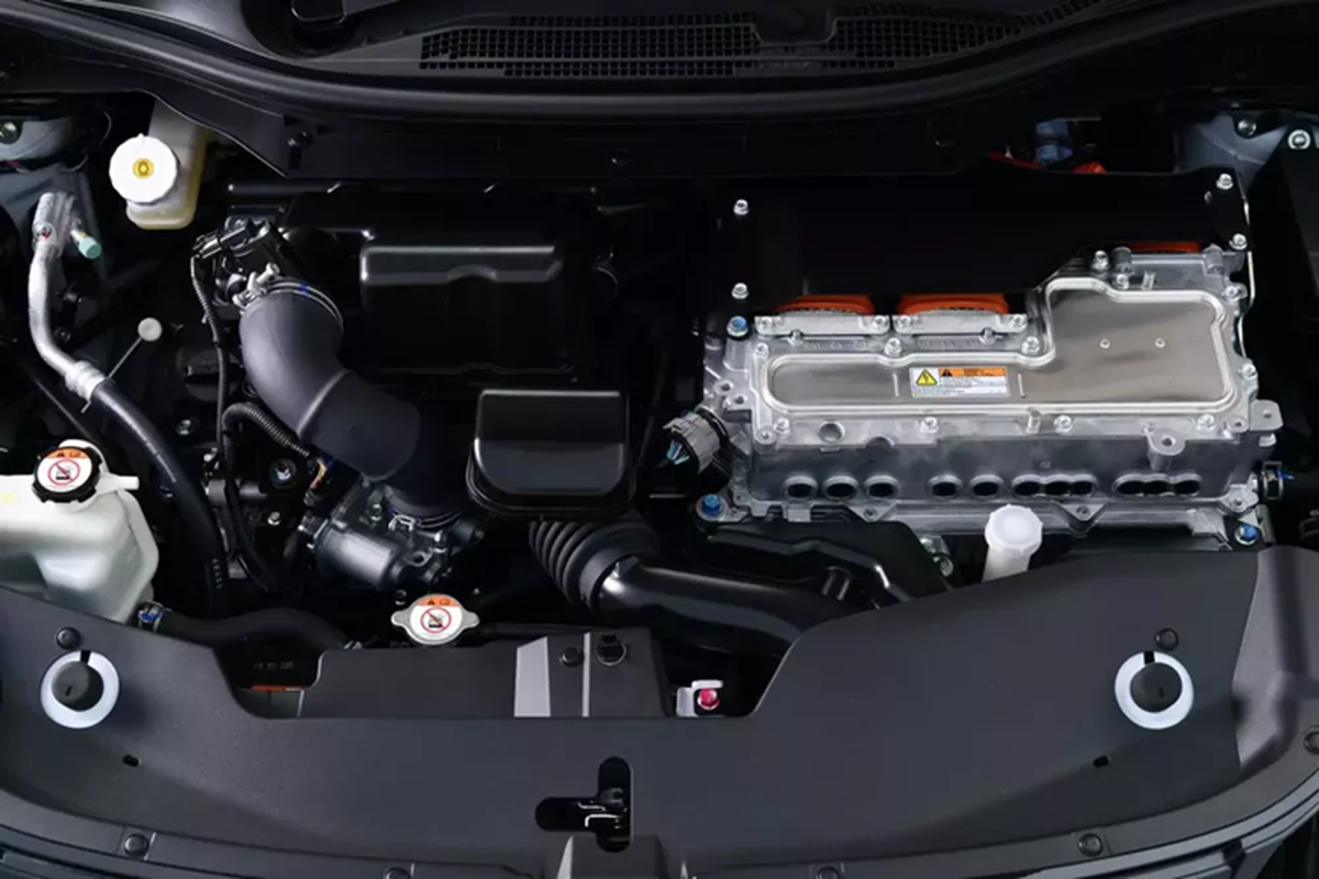 Mitsubishi Xpander HEV "uống" chỉ 5,2 lít xăng/100 km từ 641 triệu đồng - Hình 4 Mitsubishi Xpander HEV