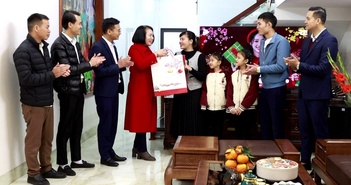 Tết đầm ấm, an vui của công nhân lao động TKV Tết đầm ấm, an vui của công nhân lao động TKV