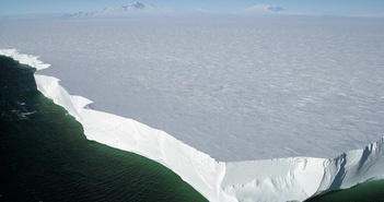 Phát hiện bất ngờ: thềm băng Nam Cực có thể tạo ra giai điệu rùng rợn như nhạc phim kinh dị