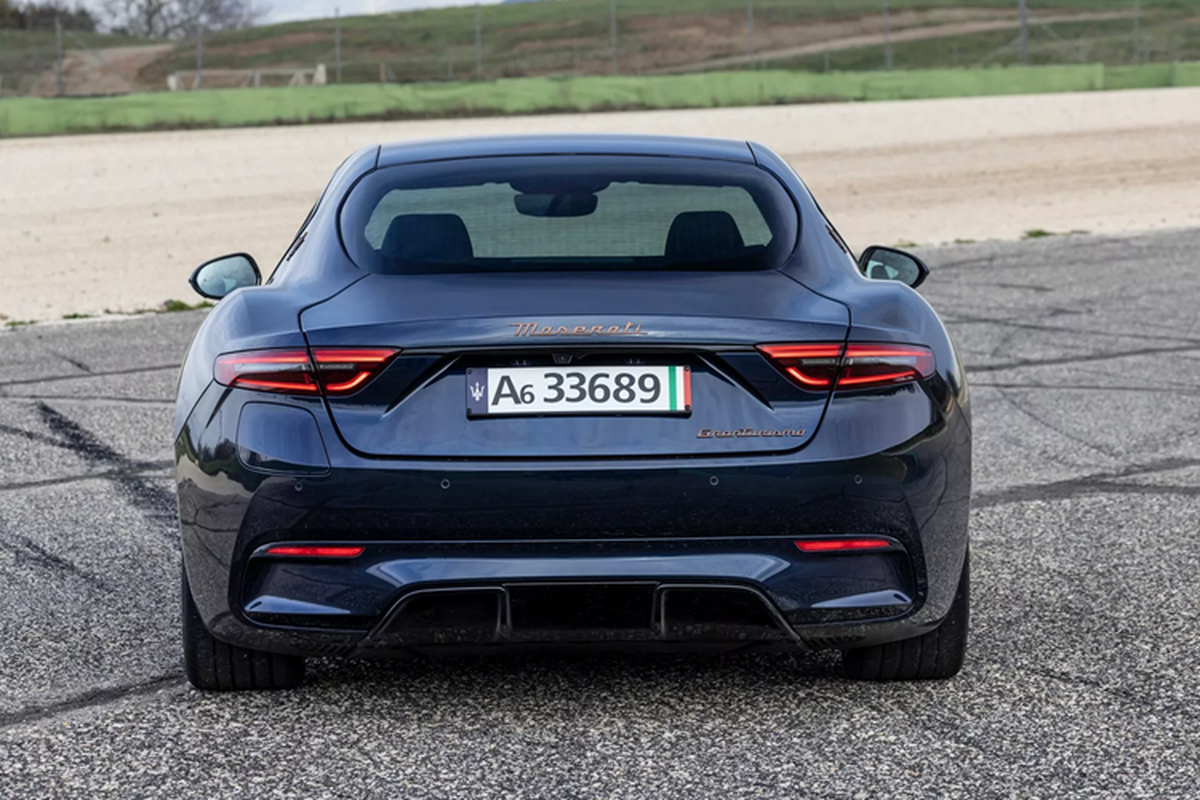 Siêu xe điện Maserati MC20 ra mắt 2025, Quattroporte EV ra mắt 2028 - Hình 8 Sieu xe dien Maserati MC20 ra mat 2025, Quattroporte EV ra mat 2028-Hinh-8