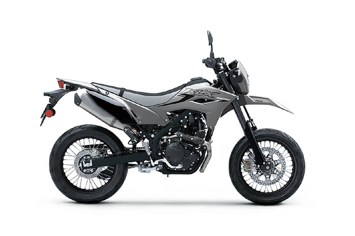 Chi tiết Kawasaki KLX 230 SM 2024 từ 137 triệu đồng sắp về Việt Nam - Hình 2 Chi tiet Kawasaki KLX 230 SM 2024 tu 137 trieu dong sap ve Viet Nam-Hinh-2