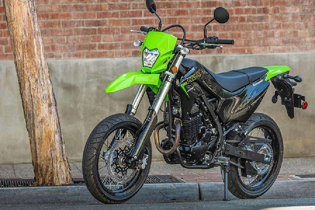 Chi tiết Kawasaki KLX 230 SM 2024 từ 137 triệu đồng sắp về Việt Nam - Hình 8 Chi tiet Kawasaki KLX 230 SM 2024 tu 137 trieu dong sap ve Viet Nam-Hinh-8