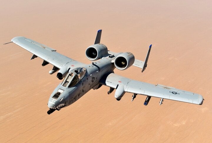 Tại sao Mỹ từ chối gửi máy bay tấn công Thần Sấm A-10 tới Ukraine?