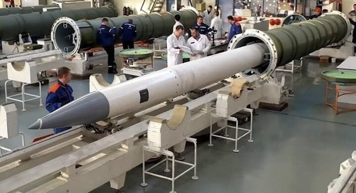 Tên lửa 40N6 của hệ thống S-400.