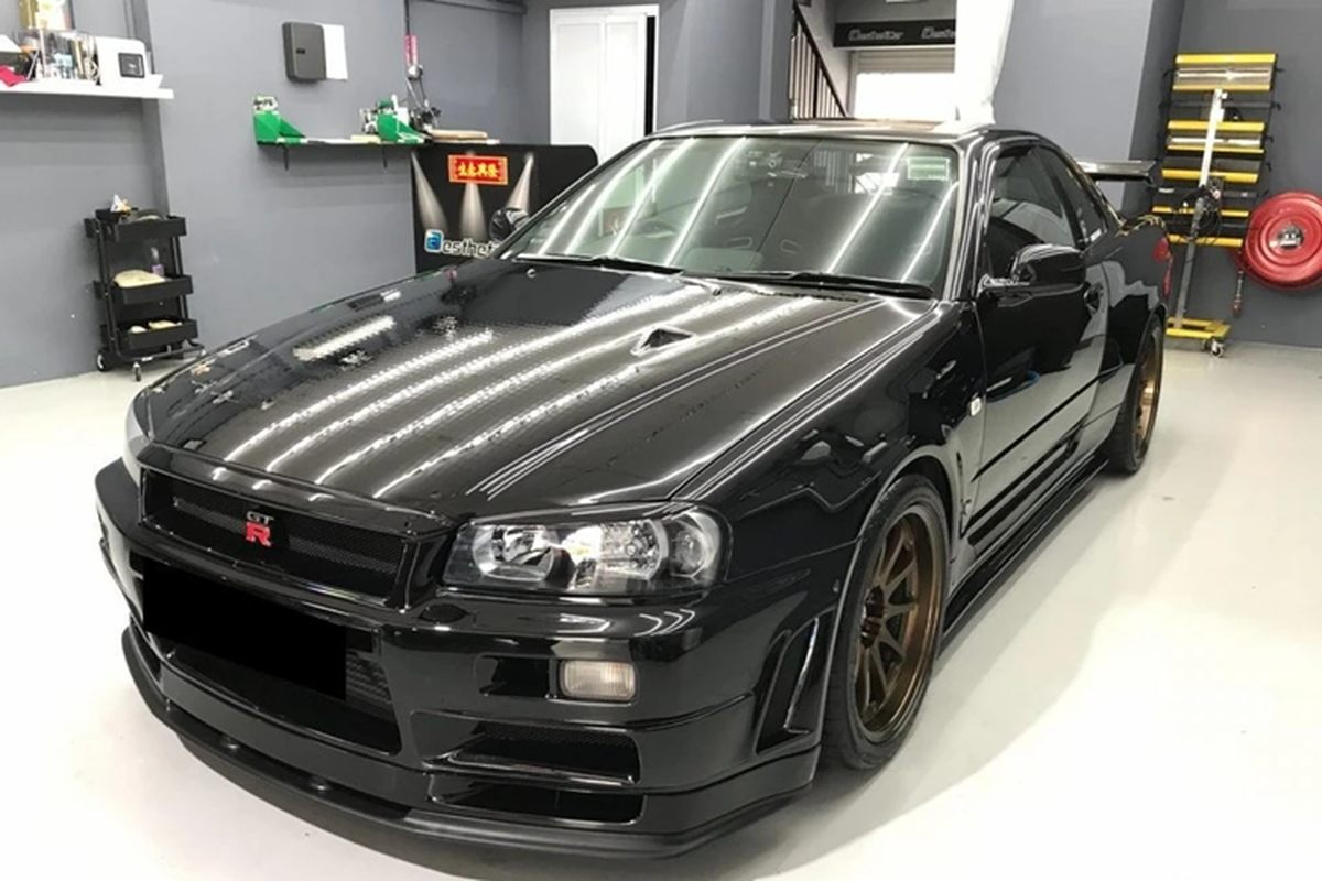Cận cảnh Nissan Skyline GT-R V-Spec II chạy 23 năm bán hơn 1,7 tỷ đồng - Hình 2 Can canh Nissan Skyline GT-R V-Spec II chay 23 nam ban hon 1,7 ty dong-Hinh-2