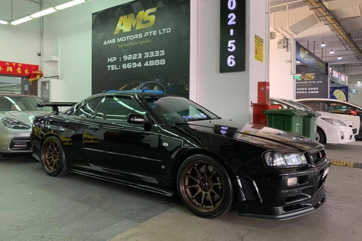 Cận cảnh Nissan Skyline GT-R V-Spec II chạy 23 năm bán hơn 1,7 tỷ đồng - Hình 7 Can canh Nissan Skyline GT-R V-Spec II chay 23 nam ban hon 1,7 ty dong-Hinh-7