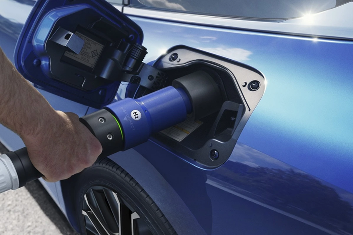 Lý do chủ xe Toyota Mirai được miễn phí nhiên liệu lên đến 6 năm? - Hình 9 Ly do chu xe Toyota Mirai duoc mien phi nhien lieu len den 6 nam?-Hinh-9