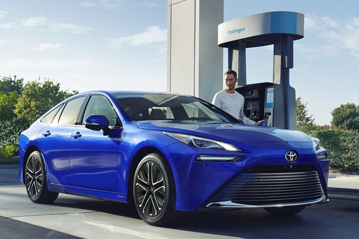 Lý do chủ xe Toyota Mirai được miễn phí nhiên liệu lên đến 6 năm? - Hình 12 Ly do chu xe Toyota Mirai duoc mien phi nhien lieu len den 6 nam?-Hinh-12