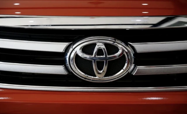Toyota gặp vấn đề liên quan đến động cơ diesel, tạm dừng sản xuất 10 mẫu xe
