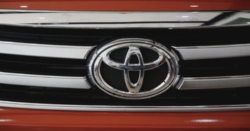 Toyota gặp vấn đề liên quan đến động cơ diesel, tạm dừng sản xuất 10 mẫu xe Toyota gặp vấn đề liên quan đến động cơ diesel, tạm dừng sản xuất 10 mẫu xe