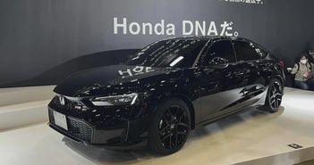 Honda Civic RS 2024 thiết kế thể thao hơn, thêm tùy chọn số sàn Honda Civic RS 2024 thiết kế thể thao hơn, thêm tùy chọn số sàn